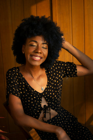 The Ultimate Guide to Caring for Afro & Curly Hair Naturally