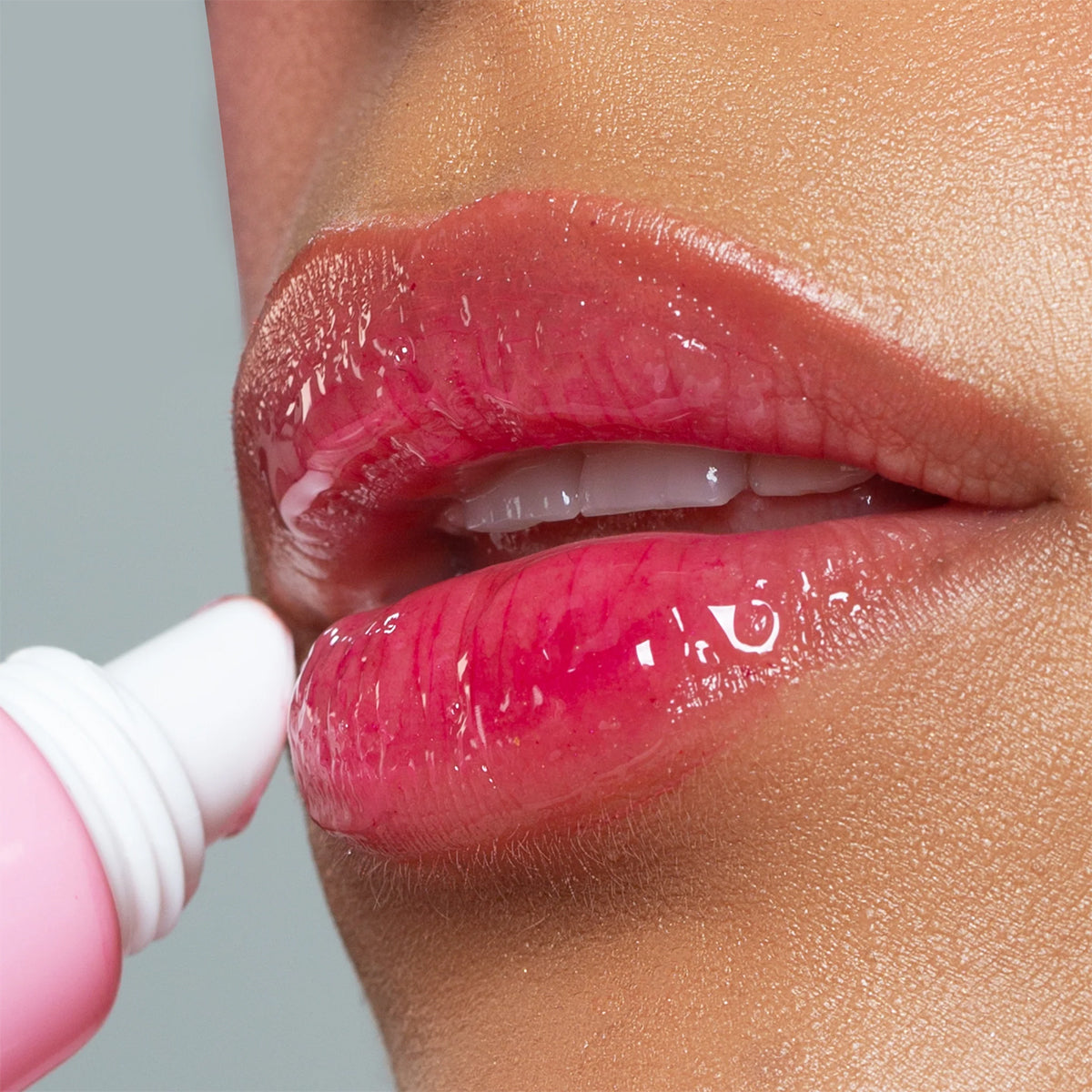 Nicka K Plumping Lip Gel with Cinnamon Oil Lip Gloss